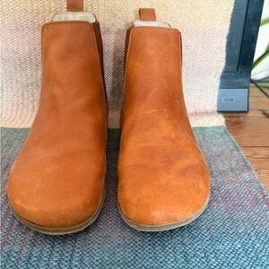 Tan Ankle Boots for Women - minimalist barefoot style